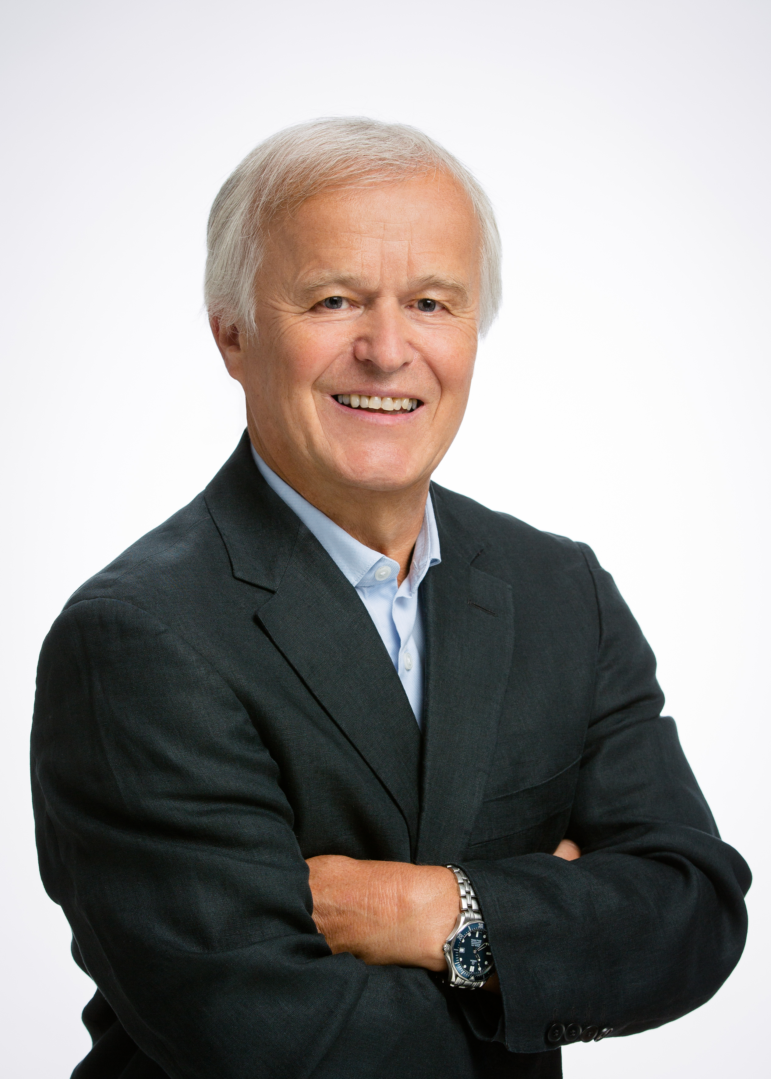//www.baessler-research.at/wp-content/uploads/2018/11/Prof-Dr-Roland-BaÌssler-Â©-www.photo-simonis.com_-2.jpg